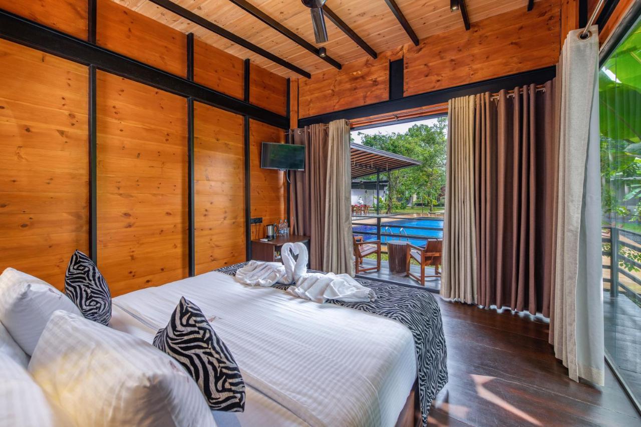 Atha Resort Sigiriya Exteriér fotografie A room at the resort
